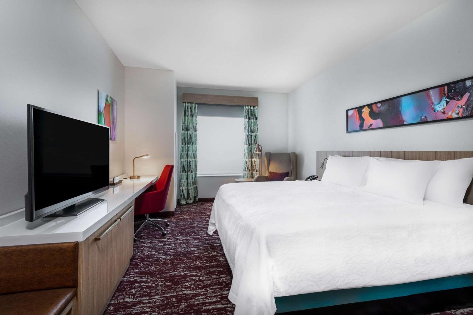Hilton Garden Inn Лонґмонт Екстер'єр фото